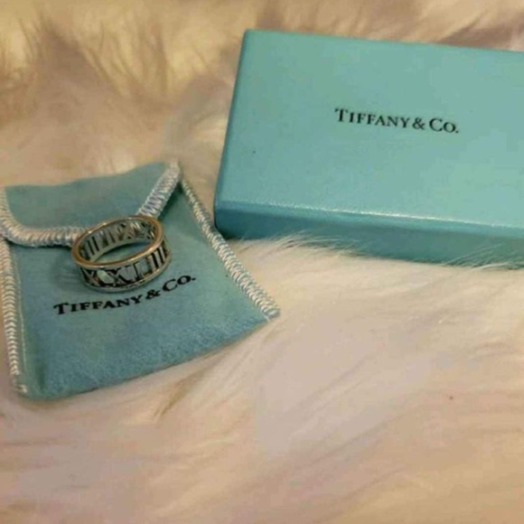 Authentic Tiffany Atlas Ring size 7 - Picture 4 of 5